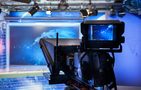 录像摄影机     电视演播室录制节目舞台广播信息相机照明媒体新闻设备布景背景