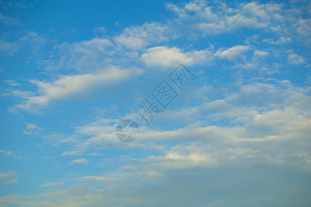 蓝色天空 有乌云密闭天气日光白色臭氧天堂气象气候多云气氛背景图片