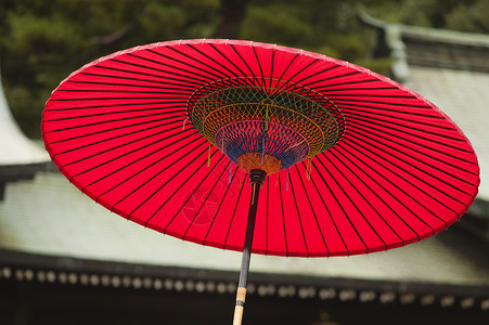 日本 日本 东京神道传统红伞对象文化视图纸伞低角度红色阳伞背景图片