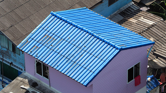 带状疱疹屋顶盖屋顶覆盖高清图片