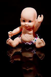 小娃娃宝贝婴儿期童年孩子木偶玩具娃娃玩物背景图片