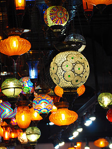 光灯天花板 传统浅色风格旅行照明黑色灯笼艺术文化辉光橙子宗教灯泡背景图片