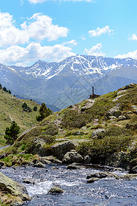 在奥丁的安道尔比利牛斯山脉 美景远足旅游爬坡山脉荒野自由踪迹场景石头顶峰全景背景