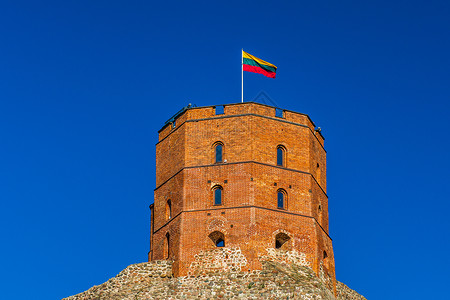 立陶宛盖迪米纳斯城堡塔的维尔纽斯老城美景背景图片