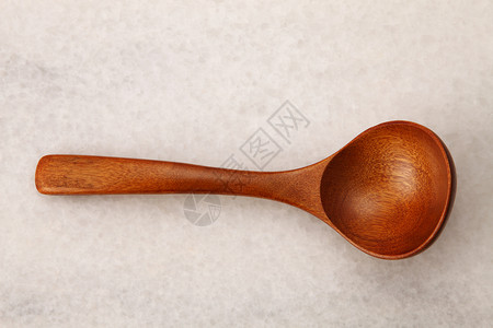 横拉勺子用具对象木头水平工具钢包厨具高清图片