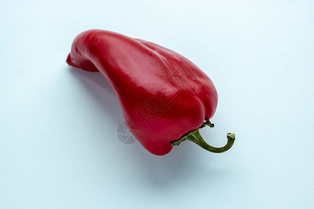 白色背景的红辣椒 充满活力的颜色胡椒背景图片