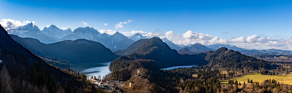 路德维希二世巴伐利亚阿尔卑斯山和湖的全景与著名的霍赫游客旅行吸引力阳光风景场景纪念碑遗产建筑学旅游背景