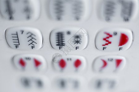 选择缝纫机缝针类型的一组按钮工具高清图片素材