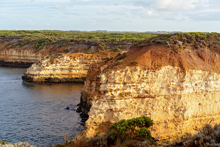澳大利亚大大洋公路上的岛屿湾 东澳大利亚公园侵蚀国家悬崖吸引力状况地标岩石旅游天气背景图片