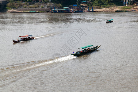 2013年12月23日/2013年12月23日从泰国渡渡渡湄公河至老挝背景图片