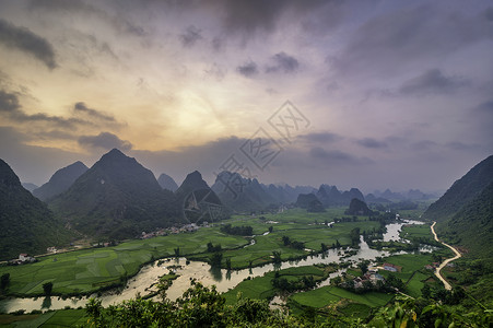 大米梯田的美丽脚步 日落和黎明时分 在曹邦川汗农业收成种植园环境农场场地旅游阳台草坪稻田背景图片