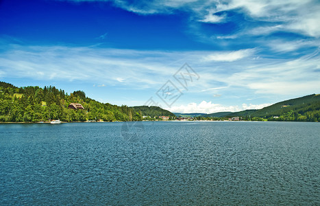 沣西新城蓝色的蒂蒂湖-新城高清图片