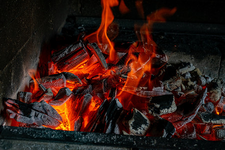 清火漫画素材烧烤 烤炉里着火了温度营火木炭燃料漫画火焰火炉黑色燃烧煤炭背景
