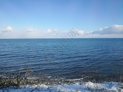 俄国沿北海的奥托鲁铁轨沿岸海域高清图片