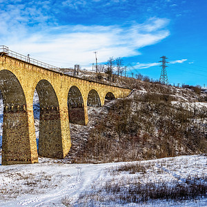 普列巴诺夫卡乌克兰普列巴尼夫卡村的交通事故拱桥铁路拱门旅游历史旅行柱子建筑学背景