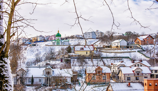 乌克兰镇旅游历史建筑学全景旅行晴天爬坡城堡建筑高清图片