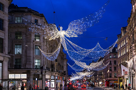 伦敦摄政圣节节圣诞街灯和装饰品背景图片