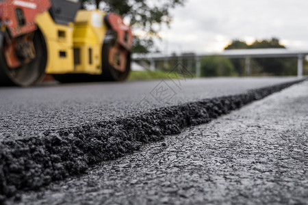 振动器路面道路工程高清图片