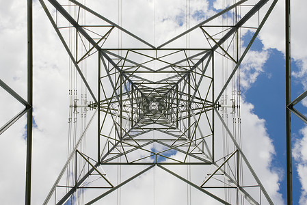 赛昂和电线的工业背景摘要 夏日背景图片