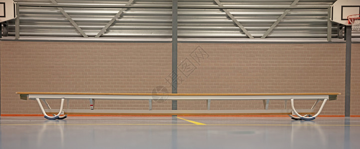 篮球门素材学校体育馆的空木板凳场地木头概念游戏家具健身房座椅房间绿色篮球背景