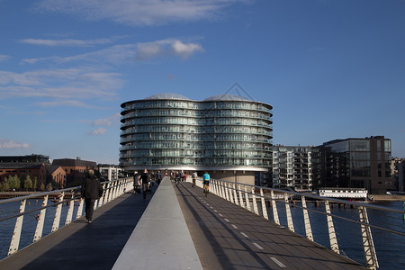 政务中心双子座哥本哈根现代骑自行车桥住宅首都中心建筑物行人港口城市景观建筑学吸引力背景