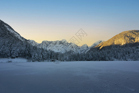 洛辛塔尔阿尔卑斯山欧洲高清图片
