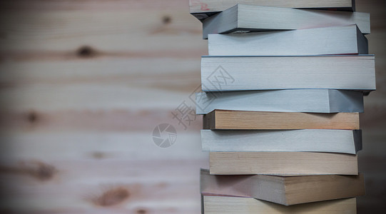 知识和科学概念 书本堆叠 木制背景市场学习思考图书馆教育日记教科书学校历史档案背景图片