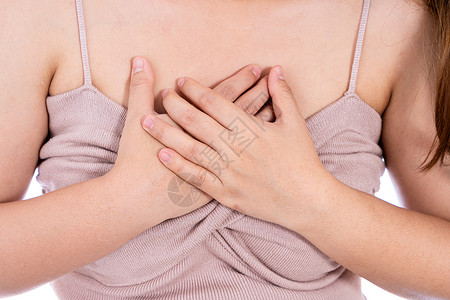 气胸妇女触摸她的心脏或胸部 孤立的白种背景 保健医疗或日常生活概念 以及情况胸肌酸度失败攻击中风心血管伤害哮喘肠胃背景