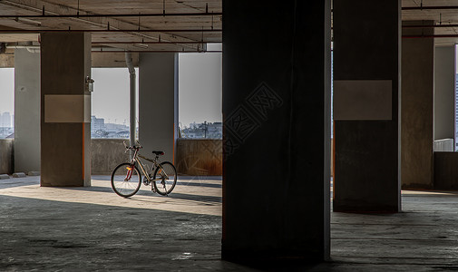 自行车停车场驾驶车轮高清图片