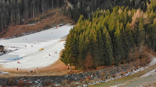 清龙坡意大利阿尔卑斯山 冬季秋天的奥龙佐谷和滑雪坡湖泊旅行假期高山远足山脉风景旅游干部背景