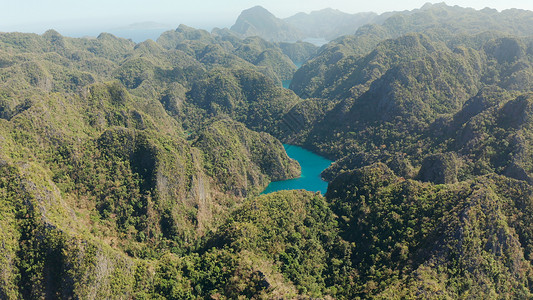 菲律宾热带岛屿的卡扬甘山湖 科隆 帕拉万冠冕旅行海岸天线风景天堂蓝色旅游景观背景图片