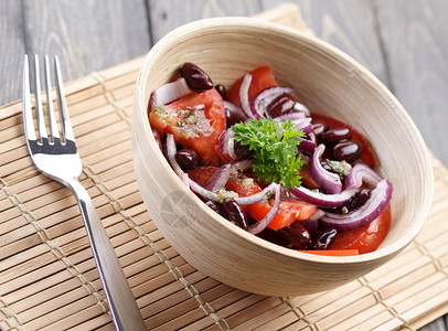 蔬菜沙拉摄影图生命摄影图青菜维生素洋葱盘子午餐食物桌子刀具蔬菜营养背景