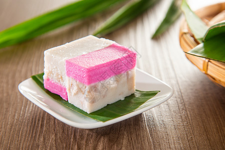 马来椰糖一口大小的零食甜点高清图片