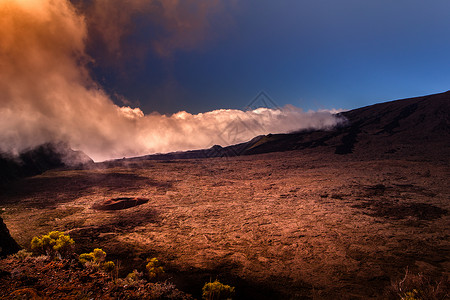 富尔奈斯火山法国留尼汪岛 佛罗奈斯火山沙漠火山口火山炉顶背景