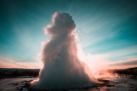 金圈ps素材在Haukadalur的金圆 冰岛 欧洲旅游热能温泉黄金地标水域热区目的地多云天空背景