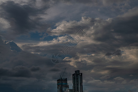 曼谷夜景的天空景观与泰国曼谷商业区的摩天大楼 城市景观城市中心商业区概念建筑背景图片