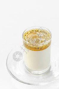 免费素食乳品 免费有机椰子奶油和甜点果味美食白色杯子乳制品玻璃食物热带推介会背景图片