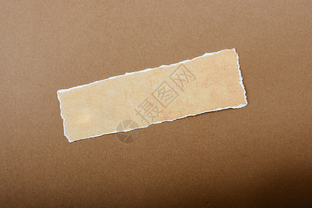 又脏又臭的撕纸 在另一张纸上留有文字空间灰色设计损害横幅标签划痕元素边缘空白笔记背景