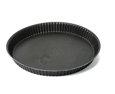 白色背景上隔开的黑圆无纸蛋糕锅背景图片