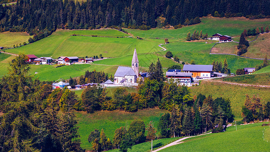 村庄 背景是神奇的多洛米蒂山脉 山谷 地区 南蒂罗尔 意大利 欧洲 意大利圣马达莱纳村顶峰高山日落墙纸农村教会背景