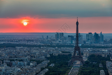 巴黎 埃菲尔铁塔和拉德芳斯商业区的全景鸟瞰图 日落时的巴黎鸟瞰图 巴黎天际线与艾菲尔铁塔和的全景 法国巴黎大街吸引力旅游地平线国背景图片