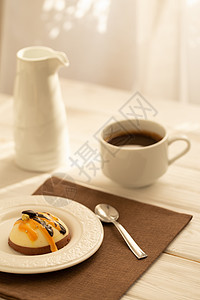 桌子糕点早晨咖啡乳酪蛋糕高清图片