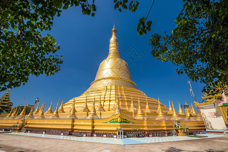 缅甸帕塔文化地标百果遗产建筑天空宗教寺庙旅游金子背景图片