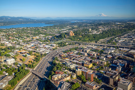 西雅图市中心天线视图日落摩天大楼天际建筑物城市场景建筑学金融办公室景观背景
