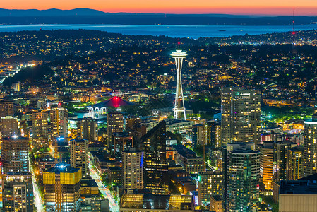 西雅图天际线晚上雷尼尔高清图片