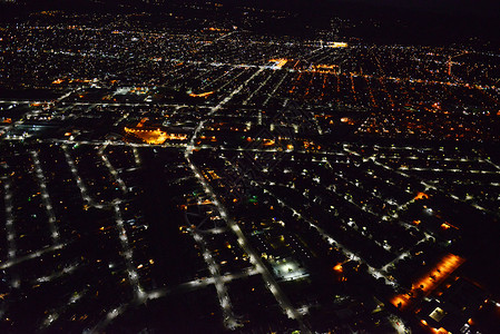 夜间的奥克兰城市直升机背景图片
