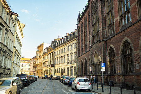 编辑室WROLAW 波兰 2019年4月8日 罗茨瓦夫老城的街景背景