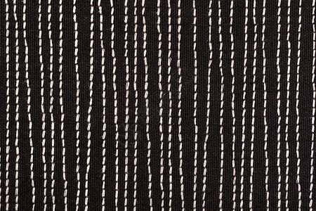 带白色缝线背景纹理的黑色织物装饰品棉布衣服工艺宏观纤维条纹风格装饰材料背景图片