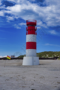 红白黑黑尔戈兰岛  沙丘岛  红白条纹灯塔旅行海洋建筑白色航海天空海滩红色警告房子背景