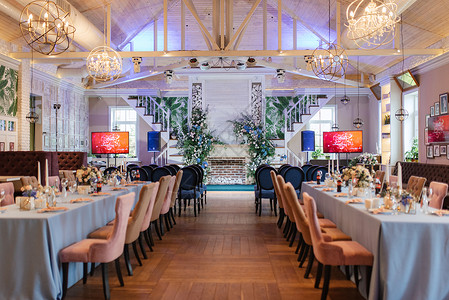 彩礼厅 宴会厅装饰风格酒店白色大厅房间派对婚礼桌子玻璃餐厅背景图片